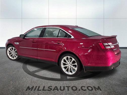 2019 Ford Taurus Limited