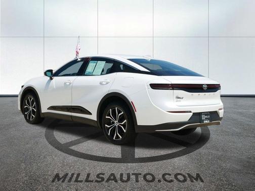 2023 Toyota Crown XLE