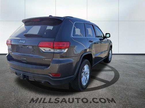 2017 Jeep Grand Cherokee Laredo