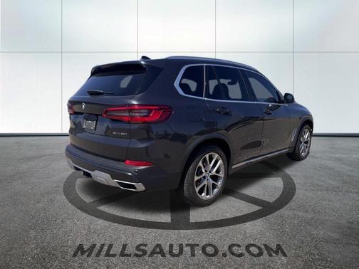 Dark Graphite Metallic 2020 BMW X5 xDrive40i