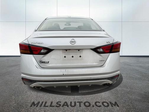 2020 Nissan Altima 2.5 SV