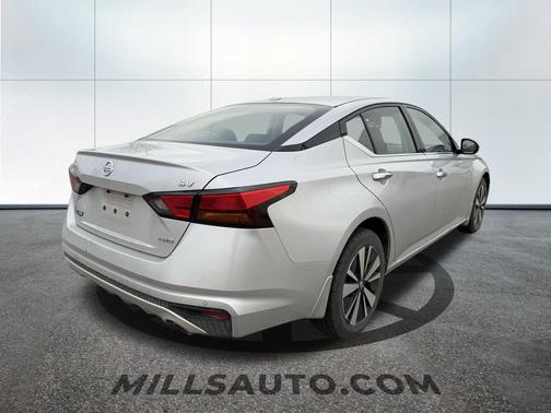 2020 Nissan Altima 2.5 SV
