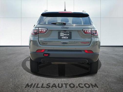 2023 Jeep Compass Trailhawk