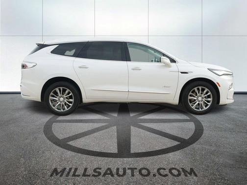2022 Buick Enclave AWD Avenir