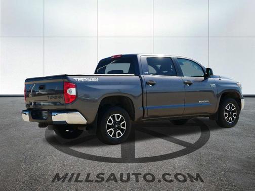 2018 Toyota Tundra SR5