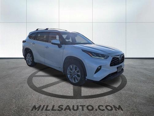 2024 Toyota Highlander Hybrid Limited