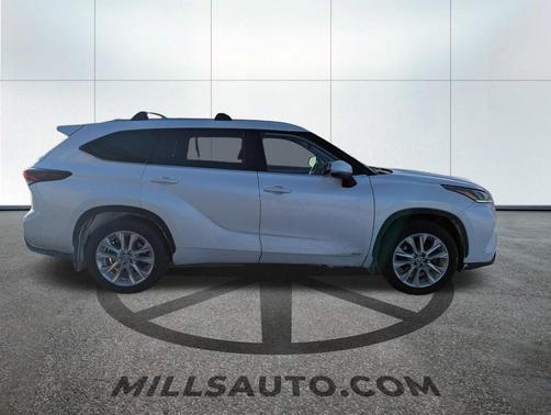 2024 Toyota Highlander Hybrid Limited