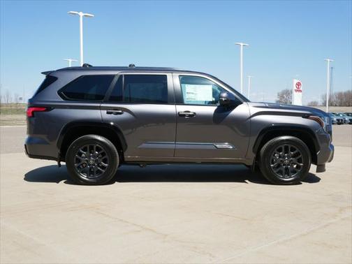 2025 Toyota Sequoia Platinum