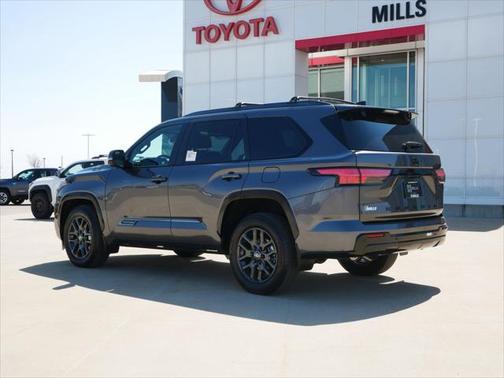 2025 Toyota Sequoia Platinum