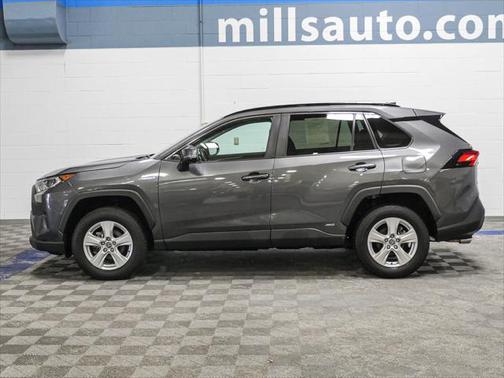 2021 Toyota RAV4 Hybrid XLE