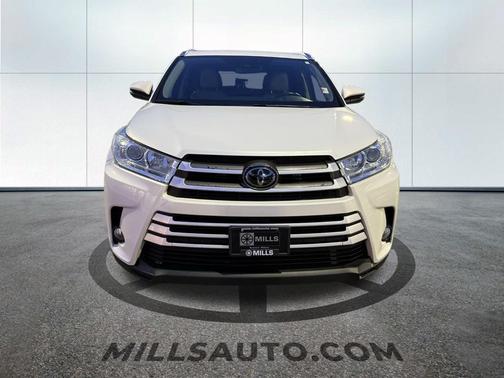 2017 Toyota Highlander 