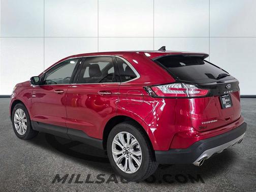Rapid Red Metallic Tinted Clearcoat 2023 Ford Edge Titanium