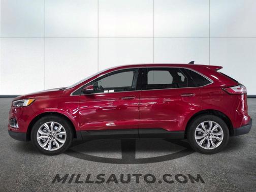 Rapid Red Metallic Tinted Clearcoat 2023 Ford Edge Titanium