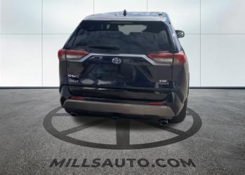 2019 Toyota RAV4 Hybrid SE