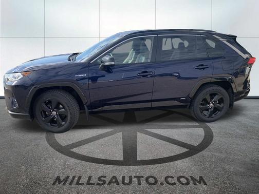 2019 Toyota RAV4 Hybrid SE
