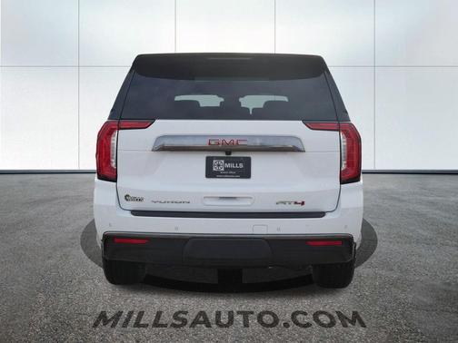 2023 GMC Yukon AT4