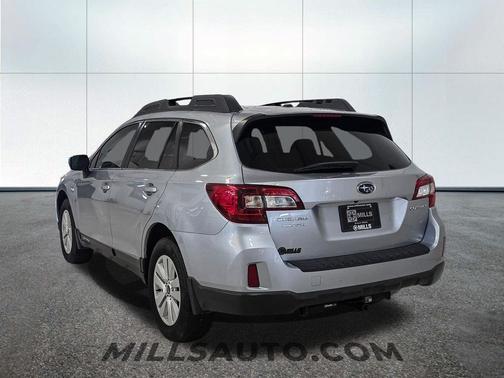 Ice Silver Metallic 2015 Subaru Outback 2.5i Premium