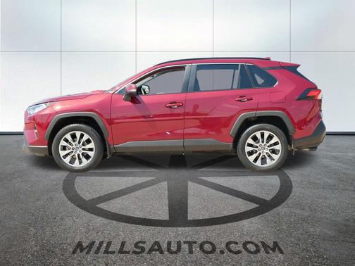 2021 Toyota RAV4 XLE Premium