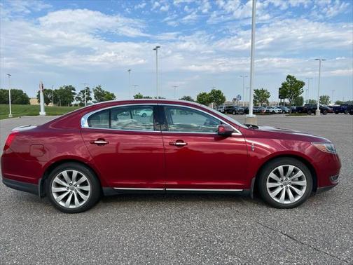 2014 Lincoln MKS Base