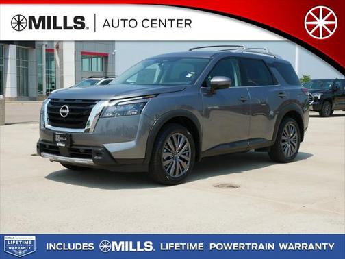 2025 Nissan Pathfinder SL 4WD
