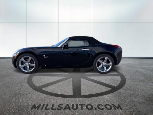 Mysterious (Black) 2009 Pontiac Solstice GXP