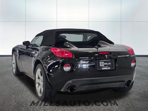 Mysterious (Black) 2009 Pontiac Solstice GXP