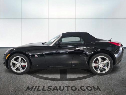 Mysterious (Black) 2009 Pontiac Solstice GXP