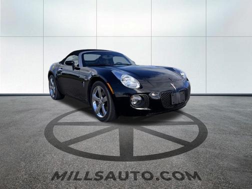 Mysterious (Black) 2009 Pontiac Solstice GXP