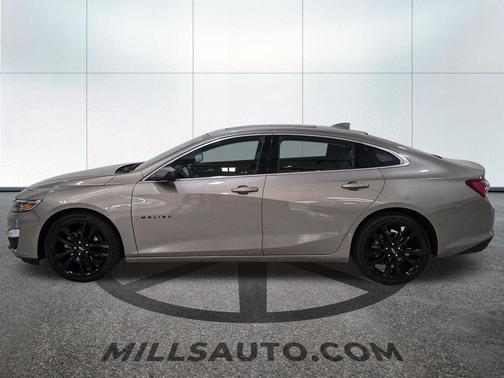 Mineral Gray Metallic 2022 Chevrolet Malibu FWD LT