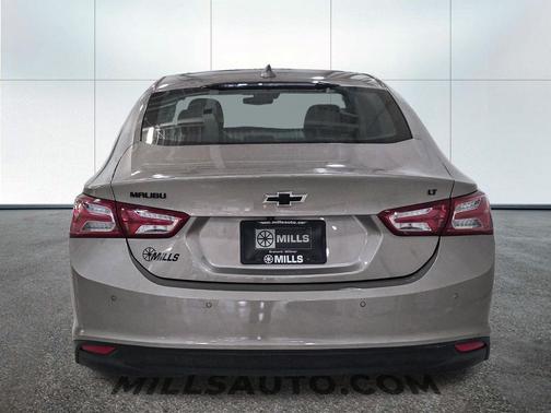 Mineral Gray Metallic 2022 Chevrolet Malibu FWD LT