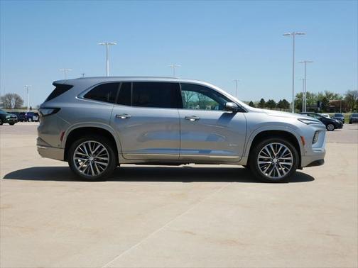 2025 Buick Enclave Avenir FWD