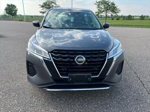 2021 Nissan Kicks S