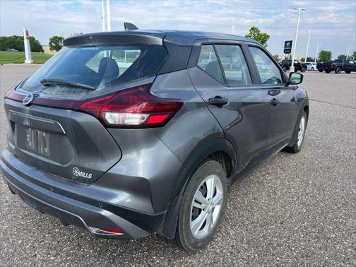 2021 Nissan Kicks S