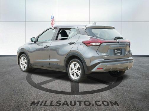 2021 Nissan Kicks S