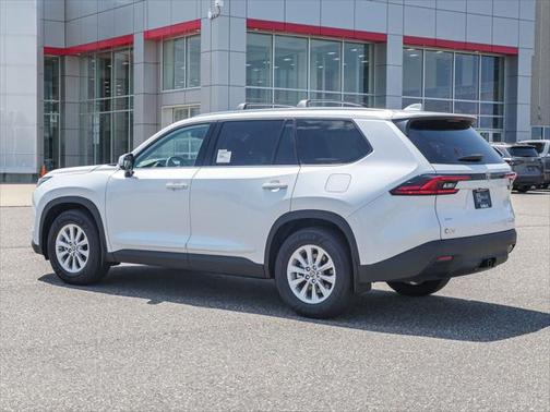 2025 Toyota Grand Highlander XLE
