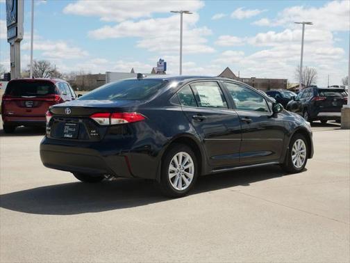 2025 Toyota Corolla Hybrid LE