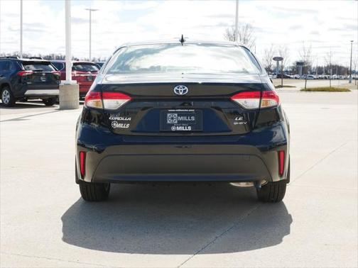 2025 Toyota Corolla Hybrid LE
