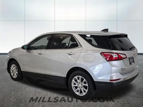 Silver Ice Metallic 2020 Chevrolet Equinox 1LT