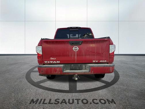 2021 Nissan Titan SV