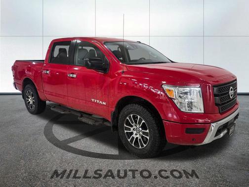 2021 Nissan Titan SV