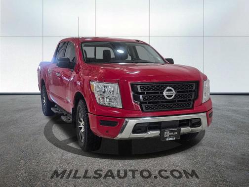 2021 Nissan Titan SV