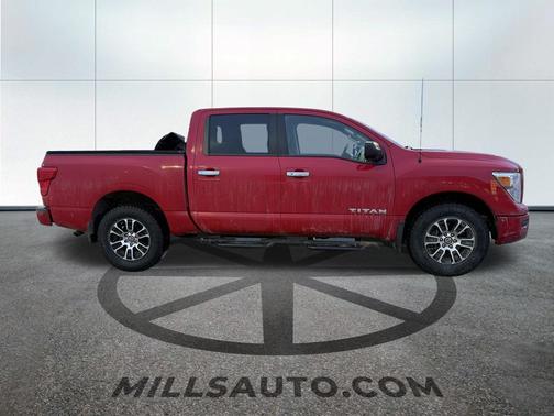 2021 Nissan Titan SV