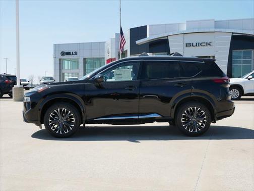2025 Nissan Rogue Platinum