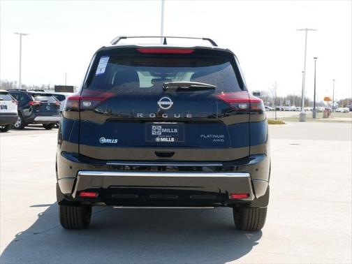 2025 Nissan Rogue Platinum
