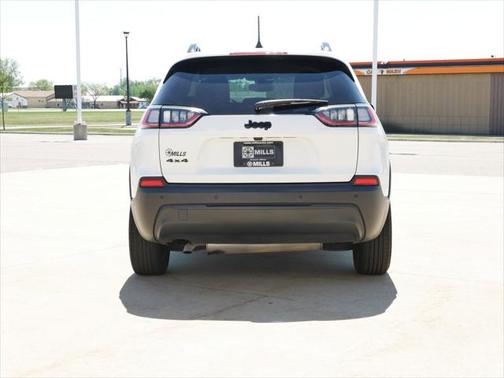2023 Jeep Cherokee Altitude