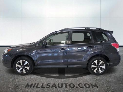 Dark Gray Metallic 2018 Subaru Forester 2.5i Limited