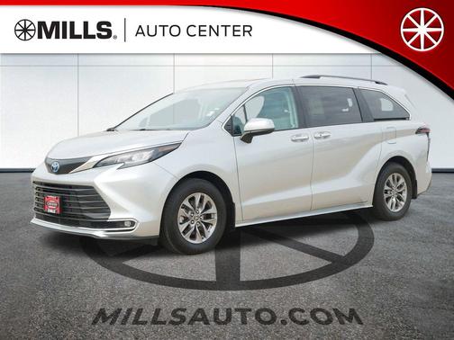 2024 Toyota Sienna XLE 7 Passenger