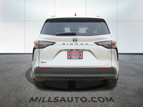 2024 Toyota Sienna XLE 7 Passenger