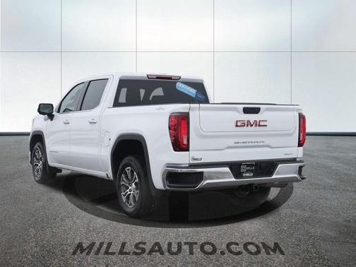 2025 GMC Sierra 1500 SLT