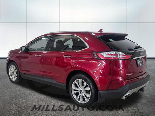 Ruby Red Metallic Tinted Clearcoat 2019 Ford Edge Titanium